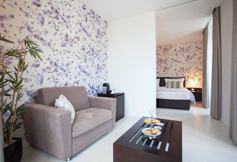 سوئیت با چشمانداز, Internacional Design