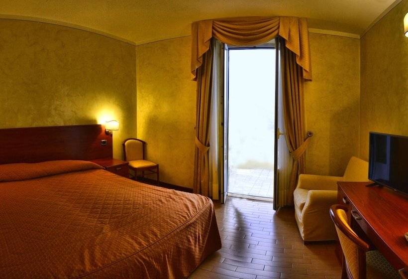 带观景的标准间, La Bussola