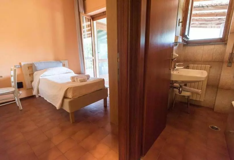スタンダードシングルルーム, Albergo La Genzianella