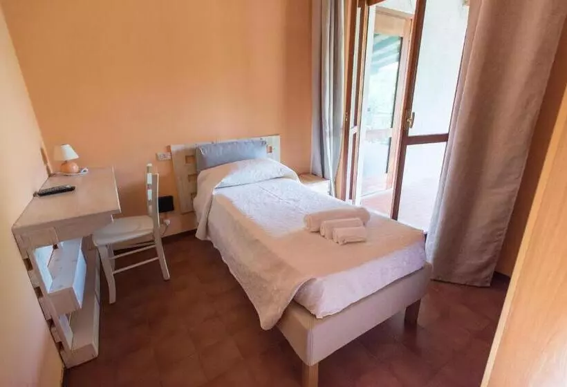 スタンダードシングルルーム, Albergo La Genzianella