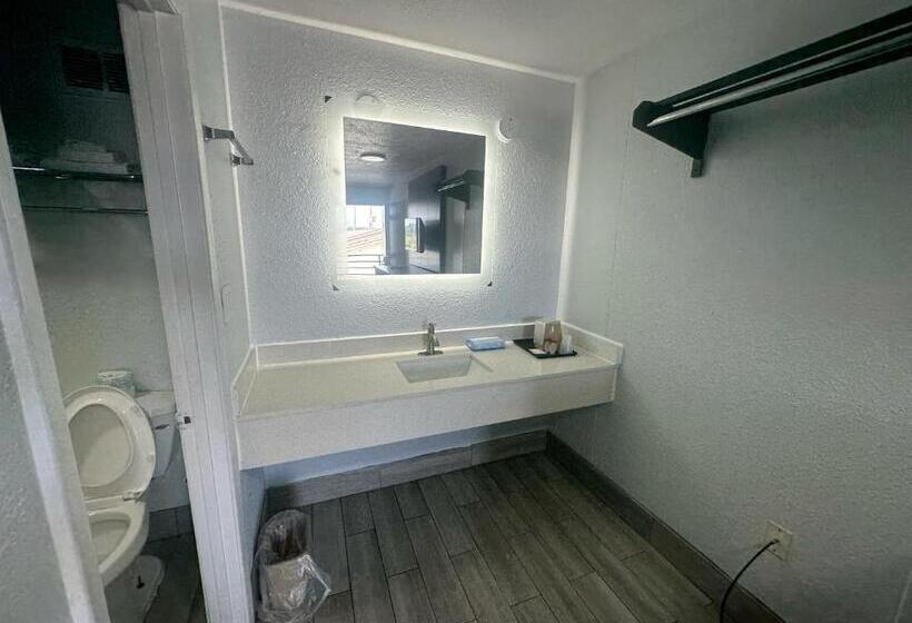 Номер Стандарт, Masters Inn Augusta Washington Rd, I 20