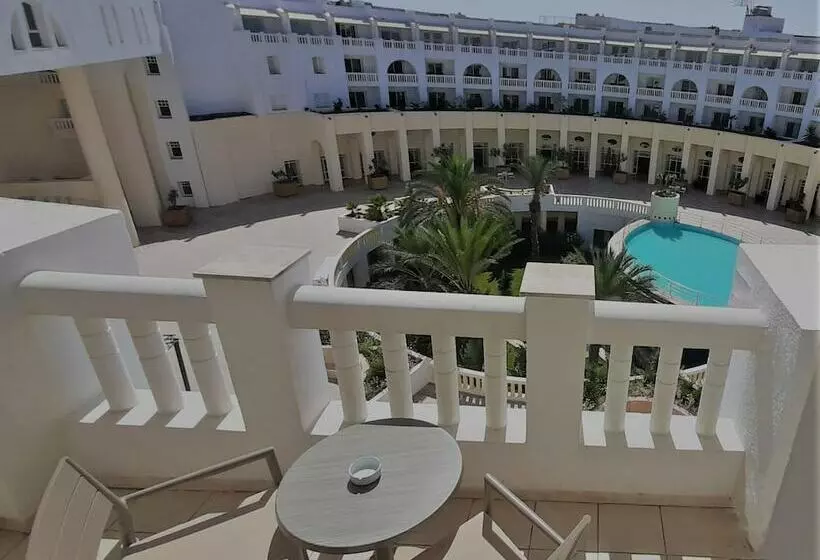 اتاق استاندارد با چشم‌انداز باغ, Medina Solaria And Thalasso
