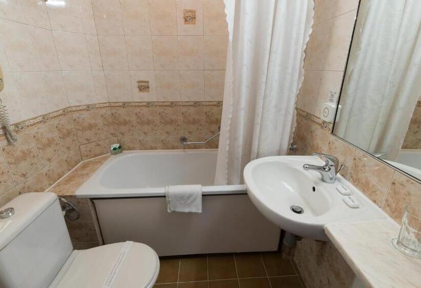 스탠다드 싱글 룸, Noviz