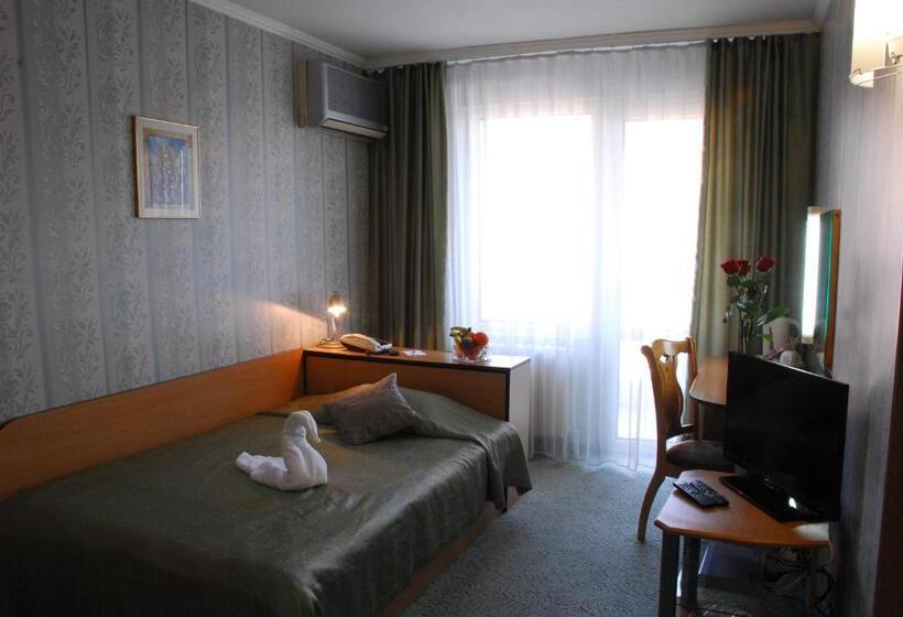 스탠다드 싱글 룸, Noviz