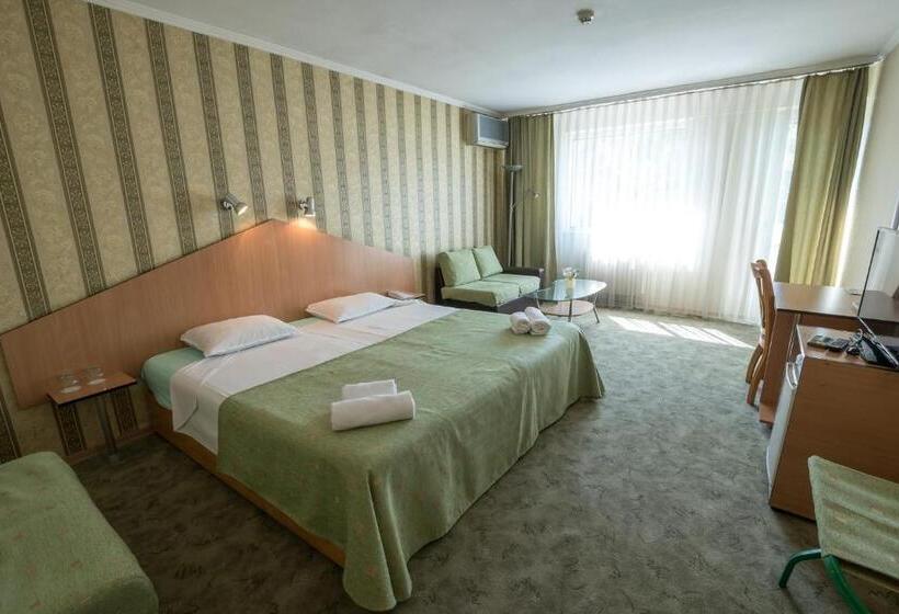 스탠다드 룸, Noviz