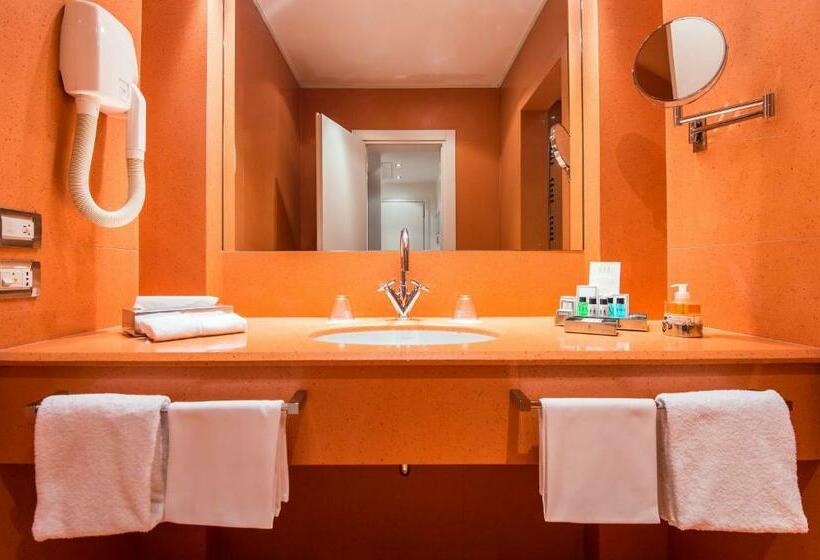 اتاق اجرایی, Palace Bonvecchiati