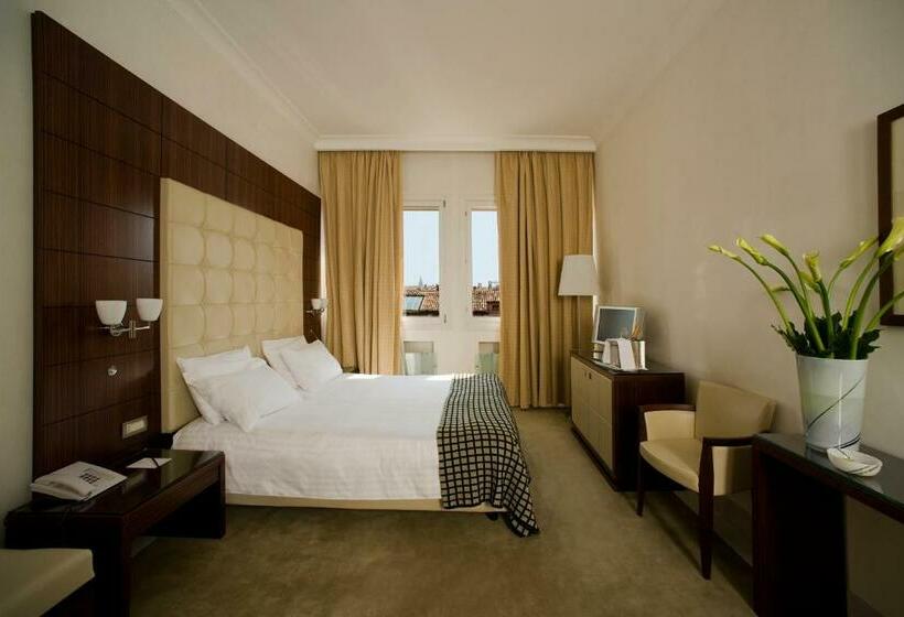 اتاق اجرایی, Palace Bonvecchiati