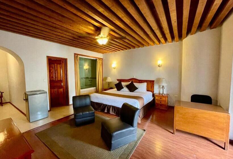 ماستر سويت, Puebla Plaza