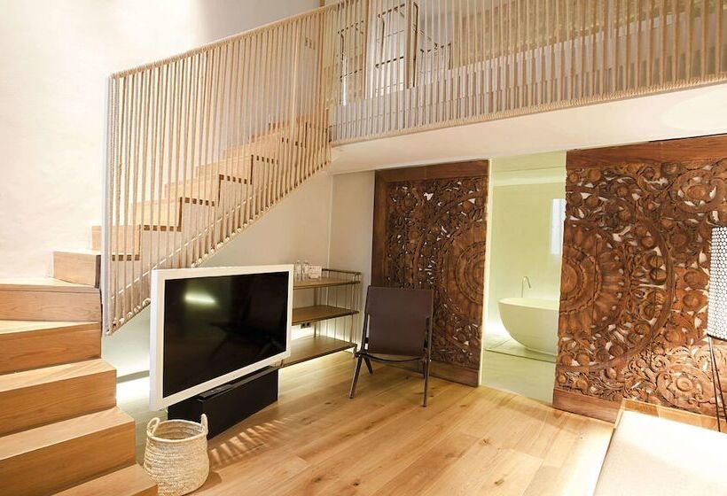 Полулюкс, Puro Hotel Oasis Urbano