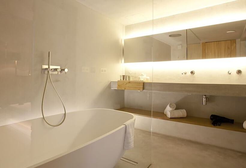 Полулюкс, Puro Hotel Oasis Urbano