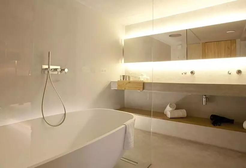 سوییت جونیور, Puro Hotel Oasis Urbano