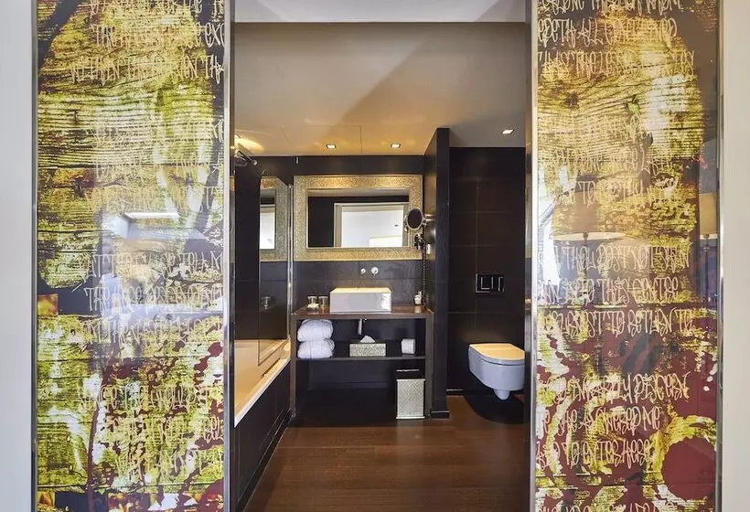 سوییت لوکس, Puro Hotel Oasis Urbano
