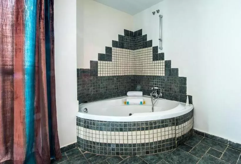 سوییت جونیور, De Naturaleza Rodalquilar & Spa Cabo De Gata