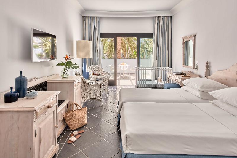 Семейный Номер, Seaside Los Jameos