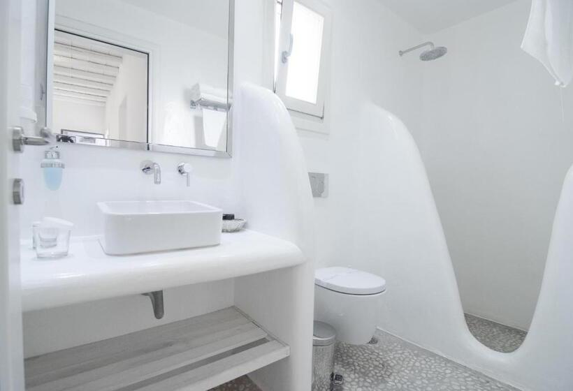 침실 2개 아파트, Zephyros