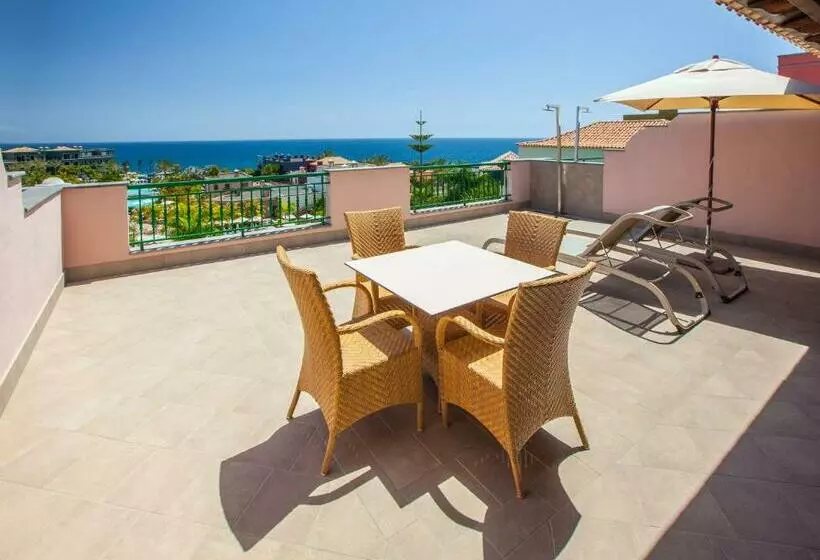 اتاق لوکس با چشم‌انداز دریا, Lopesan Villa del Conde Resort & Thalasso
