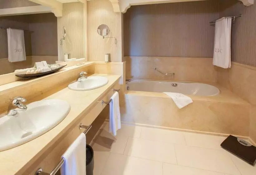 سوییت جونیور, Lopesan Villa del Conde Resort & Thalasso