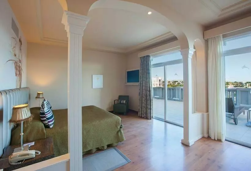 سوئیت سینیور, Lopesan Villa del Conde Resort & Thalasso