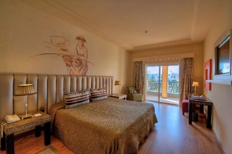 سوییت جونیور, Lopesan Villa del Conde Resort & Thalasso