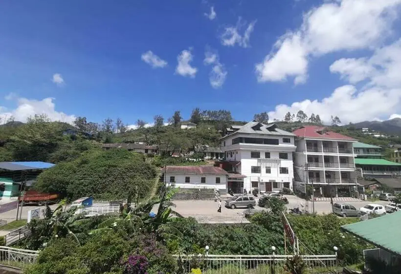 اتاق لوکس, Red Star Holidays