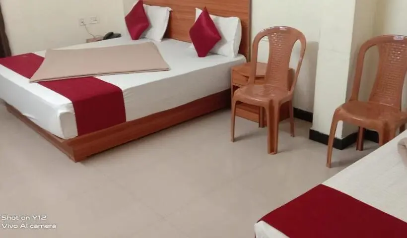 اتاق لوکس سه تخته, Red Star Holidays