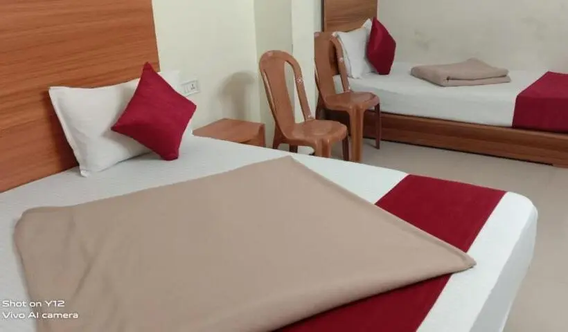 اتاق لوکس سه تخته, Red Star Holidays