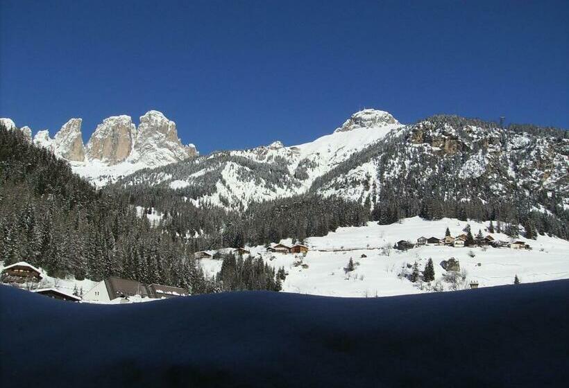 חדר סטנדרט נוף להרים, Alpi
