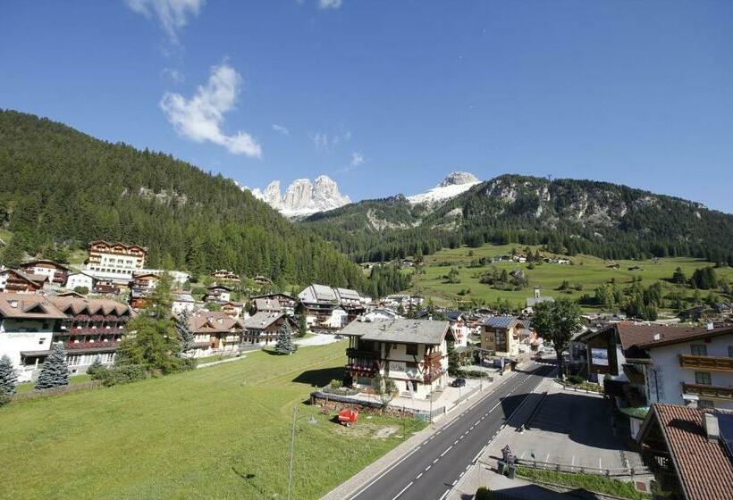 חדר דלוקס עם נוף להרים, Alpi