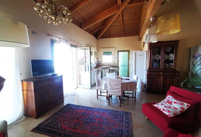 带1个卧室的顶楼公寓, Casamare