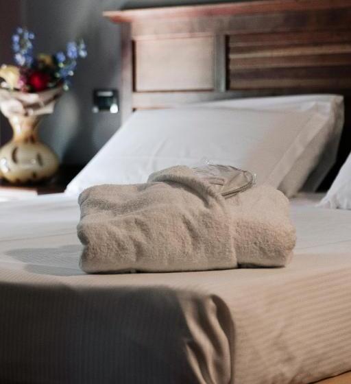 غرفة قياسية, La Pina