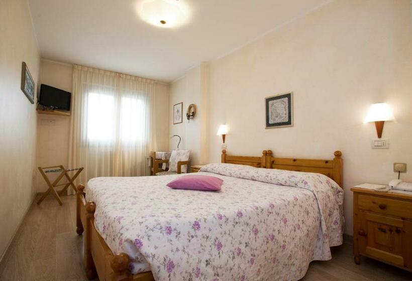 スタンダードルーム, Silene Parking And Garage