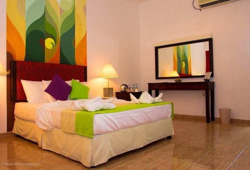 디럭스 트리플 룸, The Kent