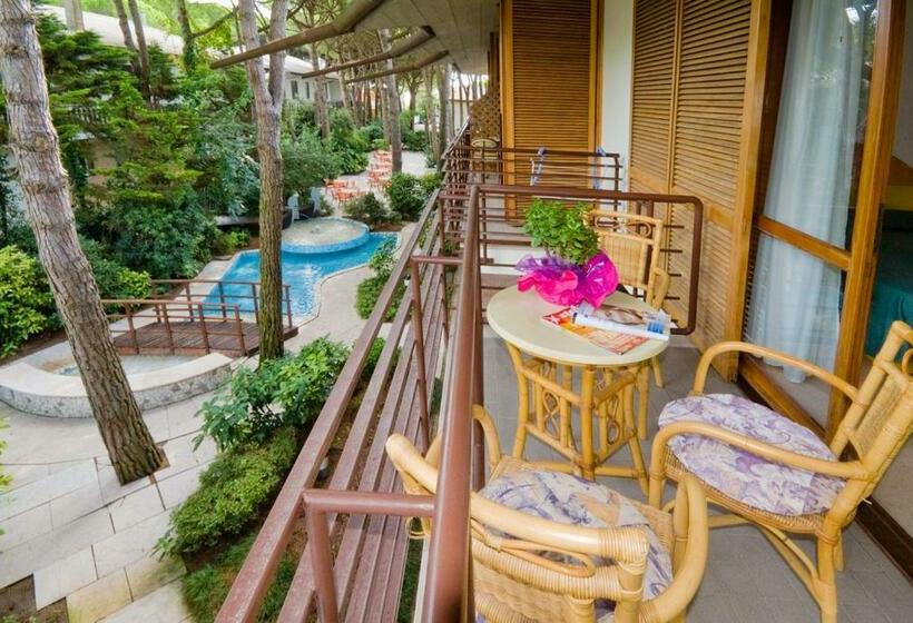 Pokój Standard z Balkonem, Park Hotel Pineta & Dependance Suite