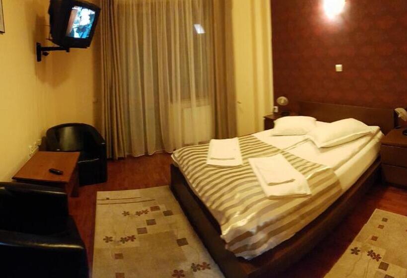 标准间, Pension Bittner