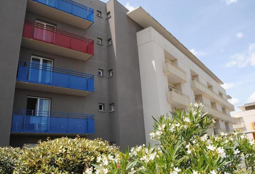 آپارتمان 1 خوابه با تراس, Résidence Columba Apparts Meublés Agen Sud