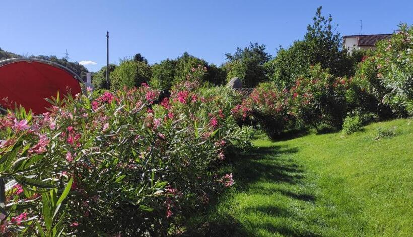 Номер Стандарт Вид на Сад, Amata Valgre Affittacamere, Comfort E Pulizia Eccezionali!!