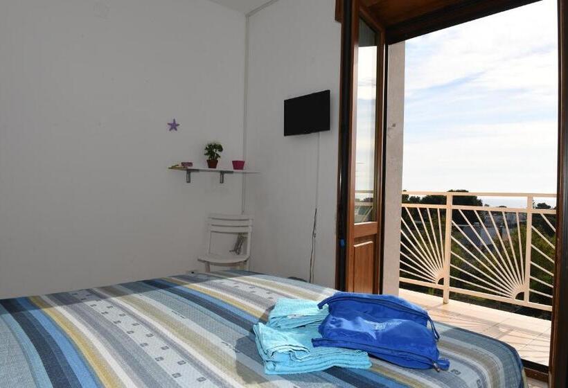 Standard room with outdoor bath, B&b Il Canto Del Mare