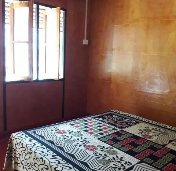エコノミールーム, Naaval Beach Villa & Rooms