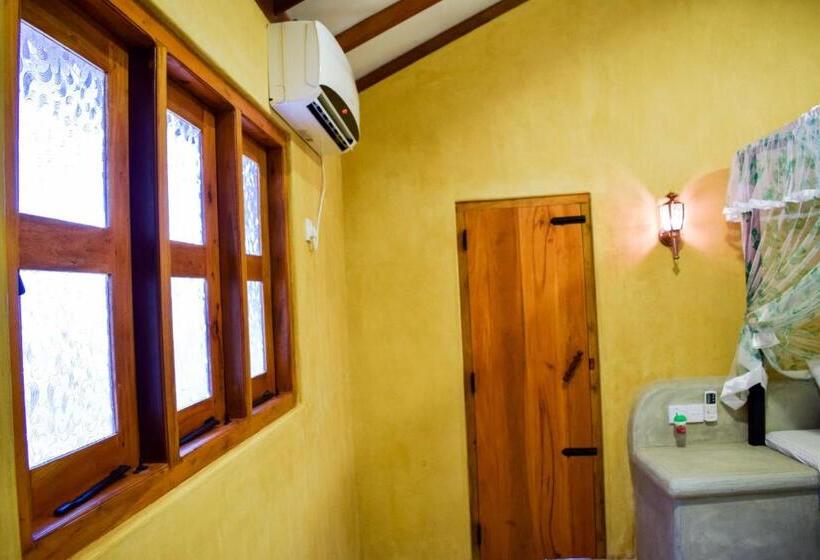 חדר דלוקס, Omeesha Beach