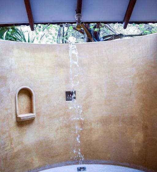 חדר דלוקס, Omeesha Beach