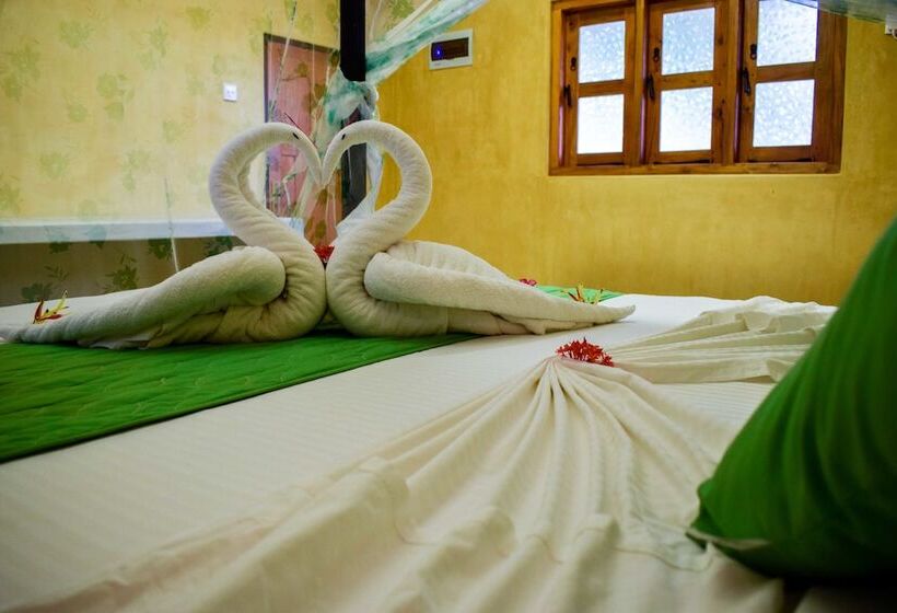 חדר דלוקס, Omeesha Beach