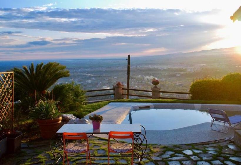 סוויטת ג'וניור נוף לגינה, B&b A Casa Di Silvia