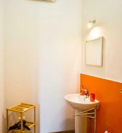 スタンダード４人部屋, B&b Casa Tua