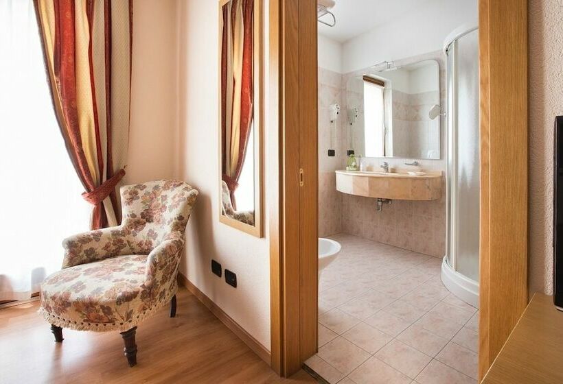 اتاق استاندارد, Piuro