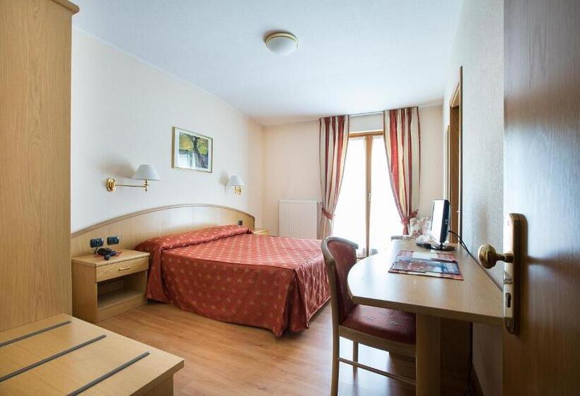 اتاق استاندارد, Piuro