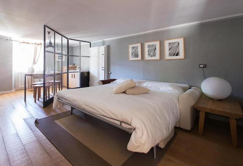 استودیوی استاندارد, Piuro