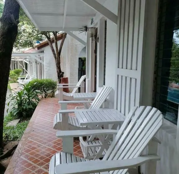 ファミリールーム, Baanmontra Beach Resort Bankrut