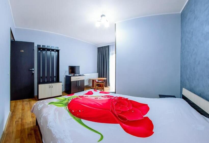 غرفة قياسية, Vila Nico