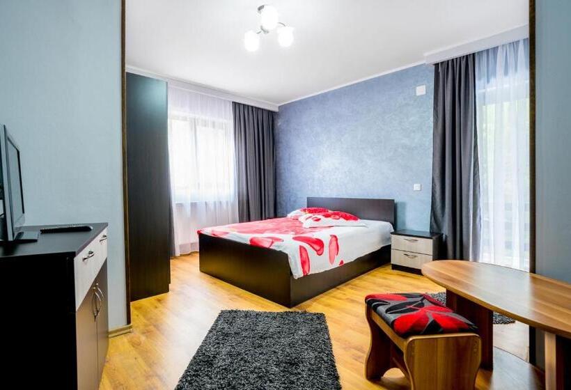 غرفة قياسية, Vila Nico