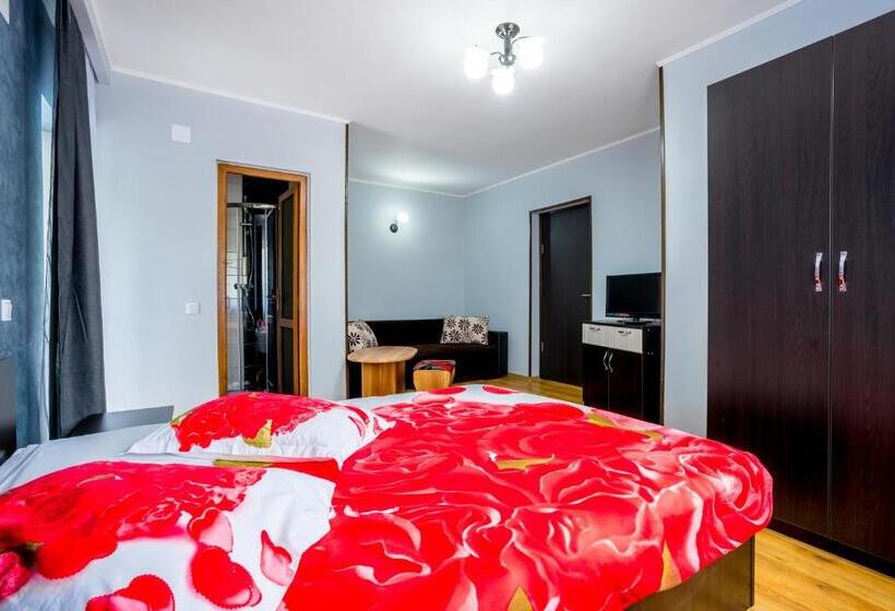 Номер Стандарт Трехместный, Vila Nico
